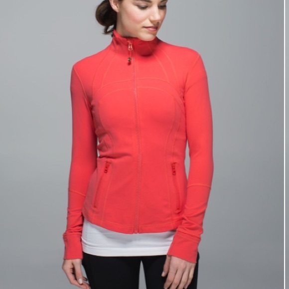 Lululemon Define Jacket in Atomic Red Size 6 - Picture 1 of 8